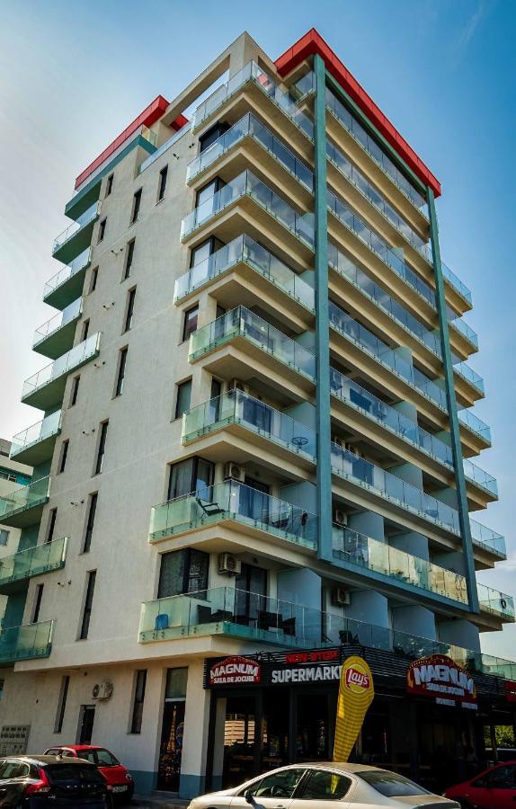 North Apartments I Mamaia Exterior photo